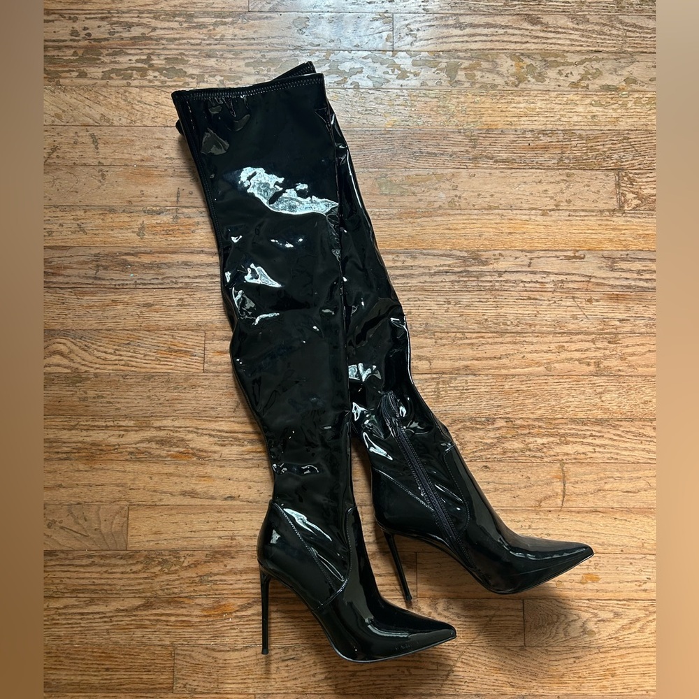 Steve Madden Glossy Black Over-the-Knee “VIKTORY” boots